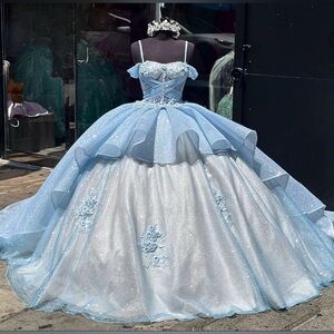 (Size 6) 15/16 Corseted Quinceañera Dress, vestido